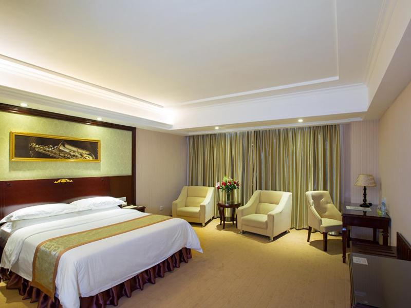 Vienna Hotel Heyuan High-Tech Yi Road Bagian luar foto