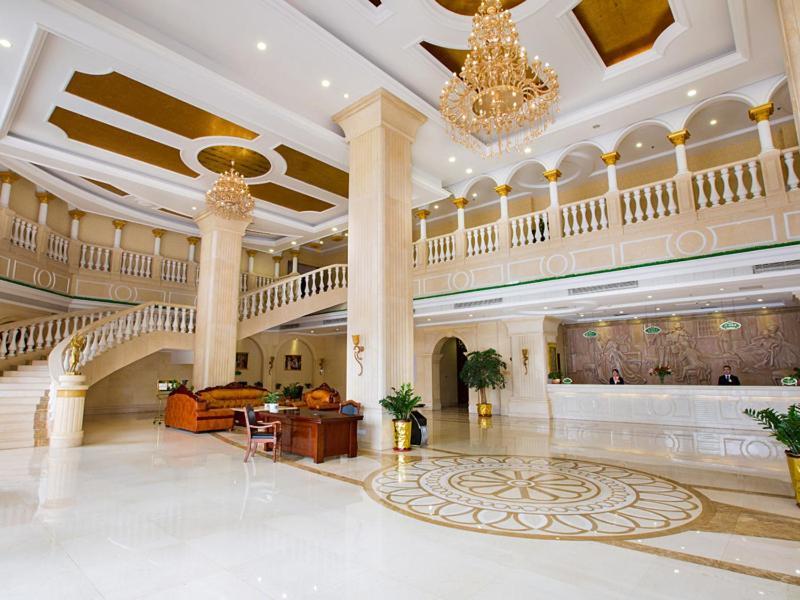 Vienna Hotel Heyuan High-Tech Yi Road Bagian luar foto